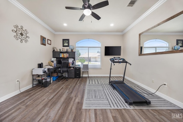 3404 Medallion Rose Ave, Bakersfield, CA 93313 - workout room featuring wood finished floors, baseboards, a ceiling fan, ornamental molding, and recessed lighting