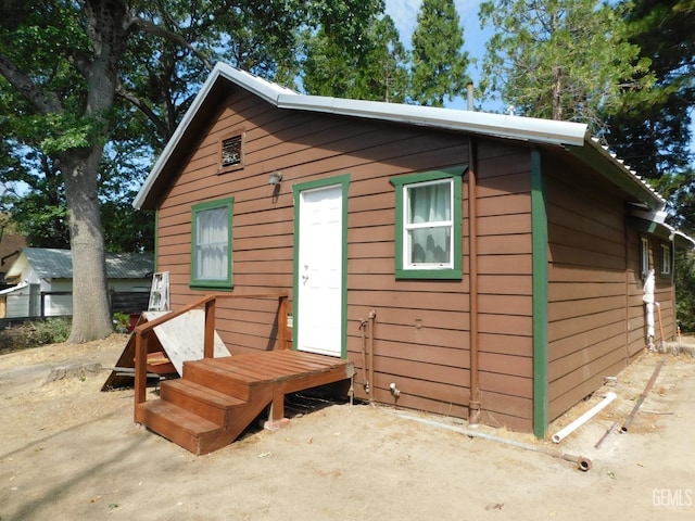 view of outbuilding