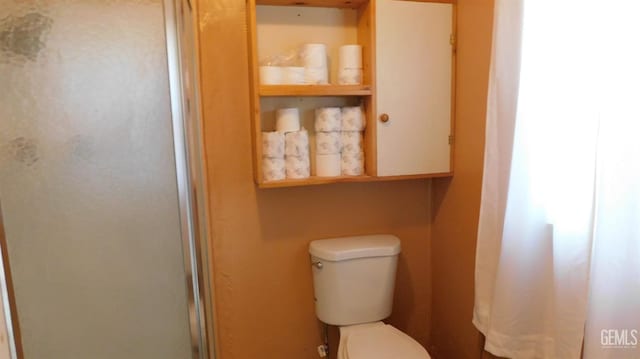 bathroom featuring toilet