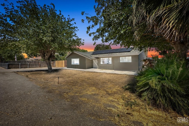 27564 Maple St, Taft, CA 93268 - photo 1