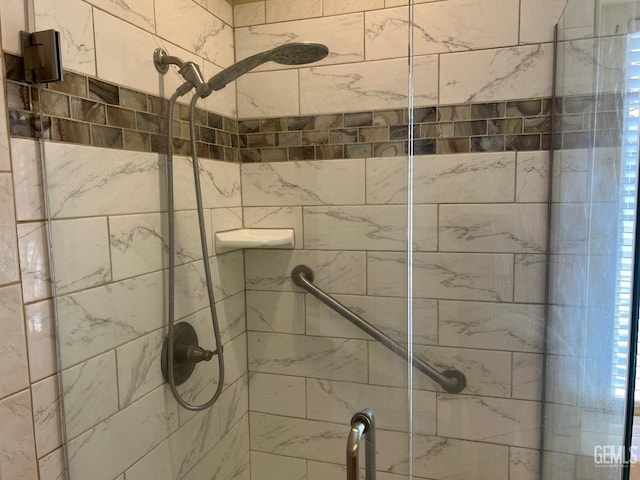 7412 Indian Gulch St, Bakersfield, CA 93313 - bathroom featuring a shower stall