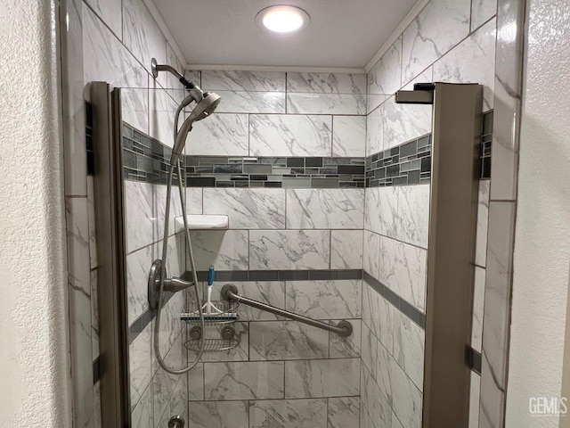 7412 Indian Gulch St, Bakersfield, CA 93313 - bathroom featuring a stall shower