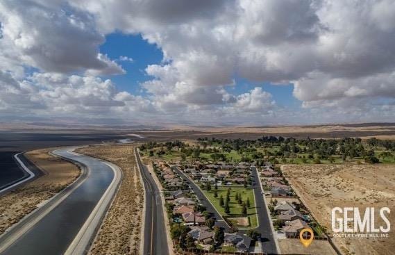 10672 Titanium Ave, Taft, CA 93268 - photo 4