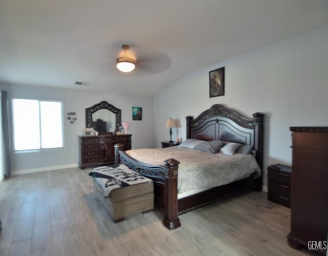 11712 Novara Ave, Bakersfield, CA 93312 - bedroom featuring wood finished floors, ceiling fan, and baseboards