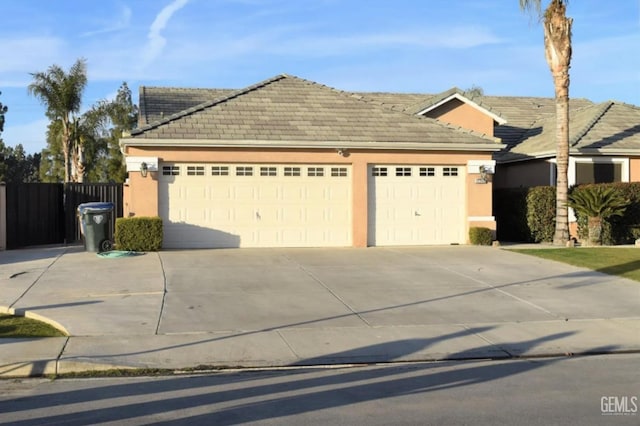 view of front facade featuring a garage