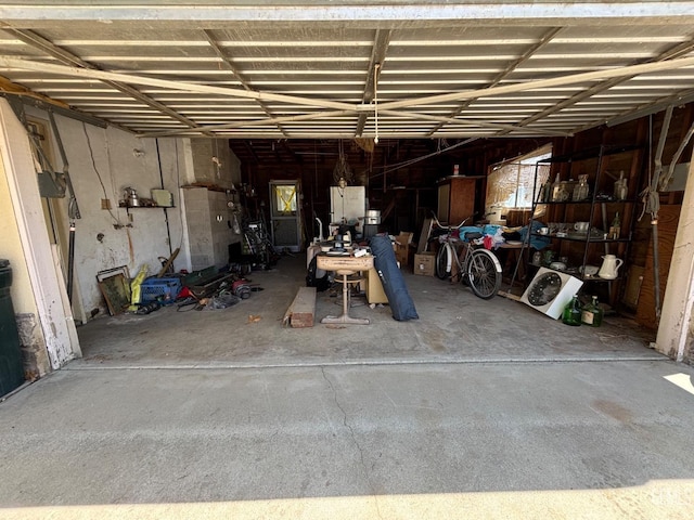2710 Maher Way, Bakersfield, CA 93312 - view of garage