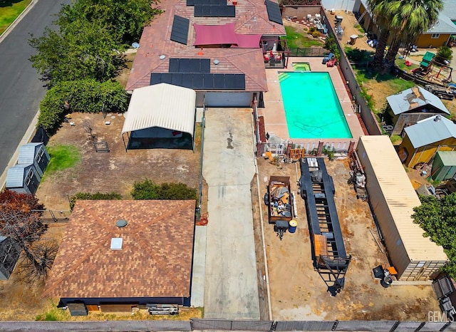 6513 Desmond Ct, Bakersfield, CA 93308 - bird's eye view of a pool area