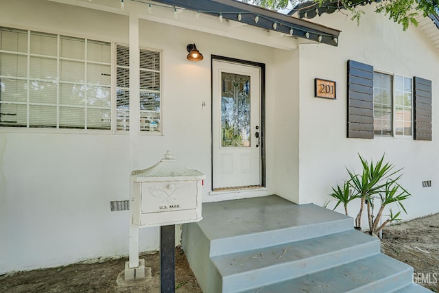 201 Cedar St, Bakersfield, CA 93304 - entrance to property featuring stucco siding