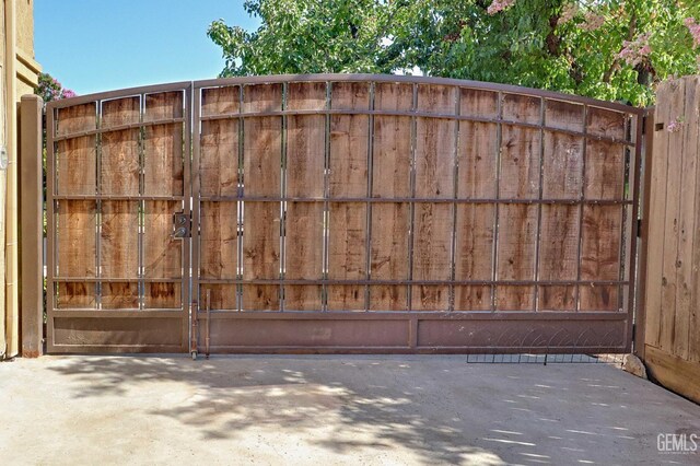 1881 Richert Ave, Clovis, CA 93611 - view of gate