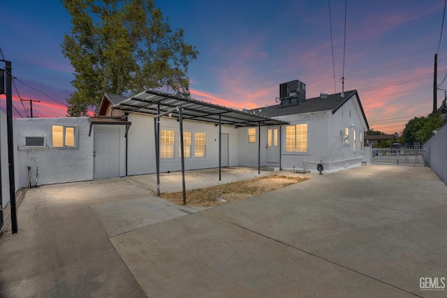 621 Columbus St, Bakersfield, CA 93305 - photo 2