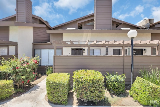 2316 Gosford Rd Unit R, Bakersfield, CA 93309 - view of building exterior
