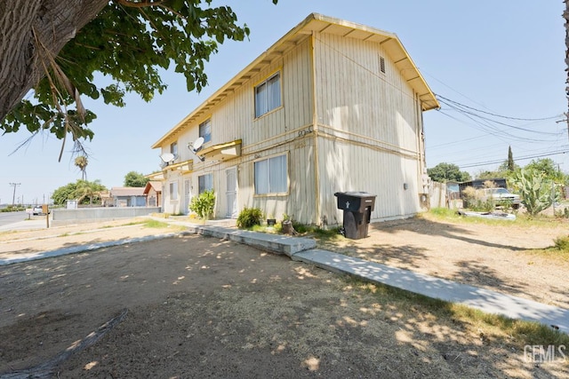 1528 Kentucky St, Bakersfield, CA 93305 - photo 4