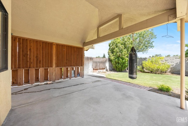 9408 Wandering Oak Dr, Bakersfield, CA 93311 - view of patio
