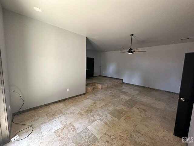 2513 W Moffitt Way, Bakersfield, CA 93309 - photo 23