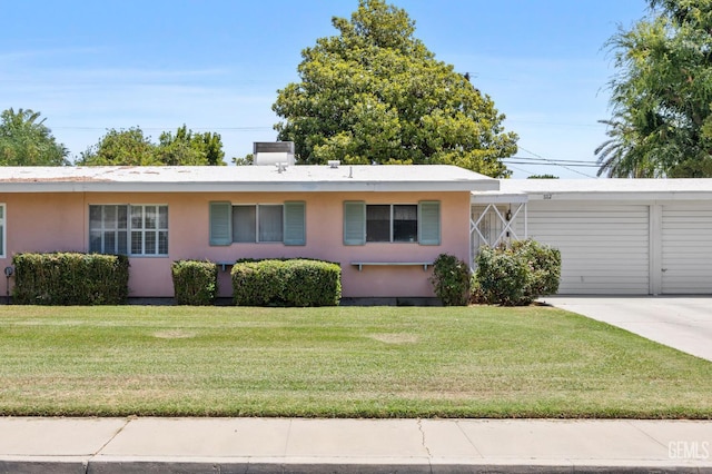 1112 Pebble Beach Dr, Bakersfield, CA 93309 - ranch-style home featuring a front yard and stucco siding