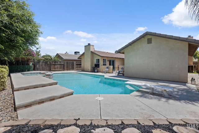 6418 Abby Rose Ave, Bakersfield, CA 93308 - view of pool with a patio area, a fenced backyard, and a diving board