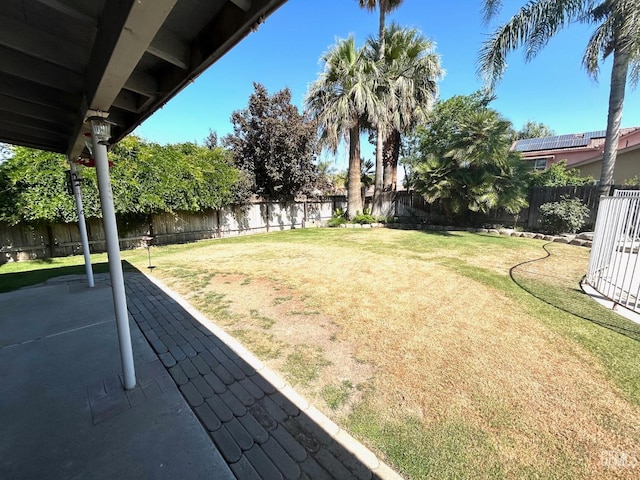 view of yard with a patio area