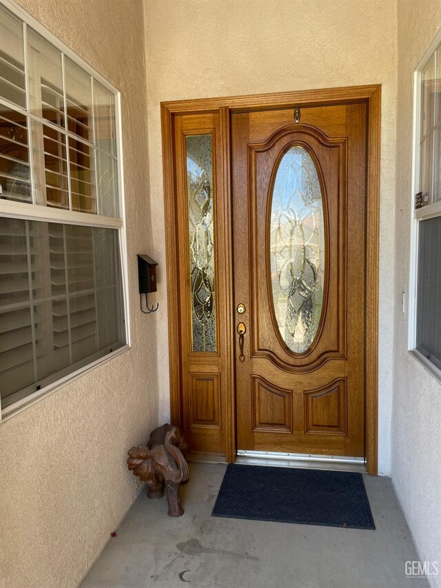10011 Rosebud Ave, Bakersfield, CA 93311 - entrance to property featuring stucco siding