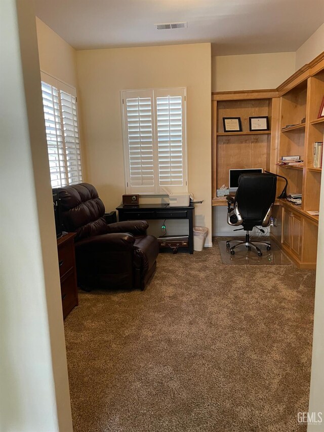 10011 Rosebud Ave, Bakersfield, CA 93311 - view of carpeted office space