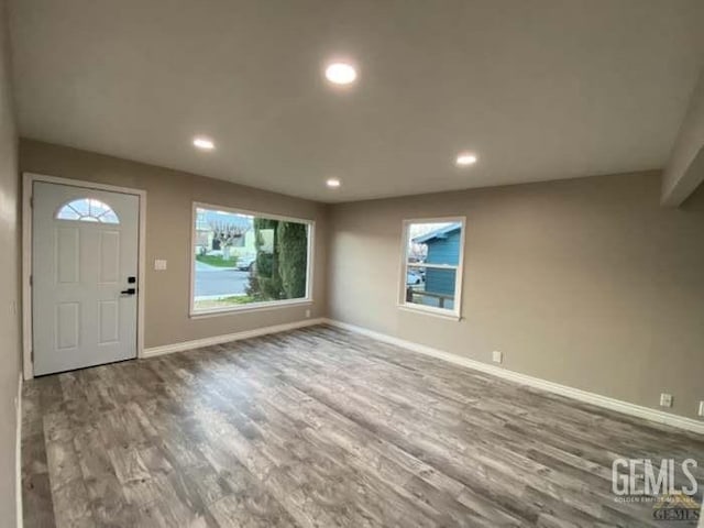 132 Franklin Ave, Taft, CA 93268 - foyer featuring recessed lighting, baseboards, and wood finished floors