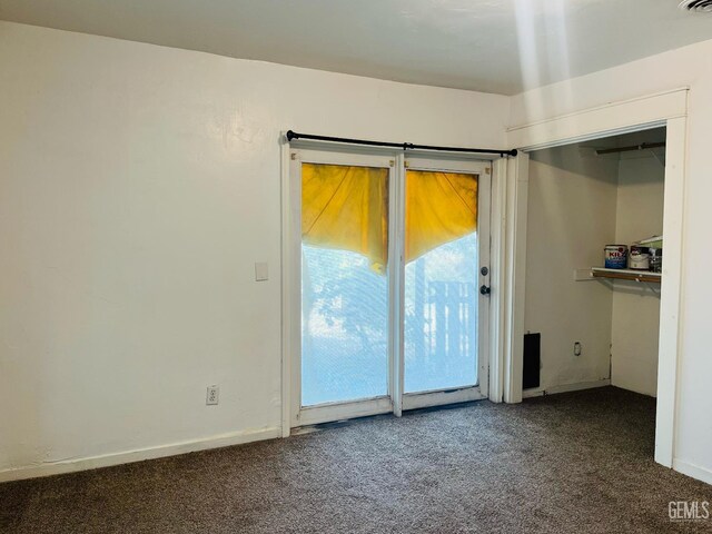 323 A St, Bakersfield, CA 93304 - spare room with carpet floors