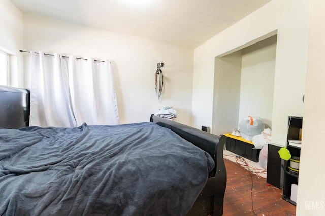 5435 Rd 37, Alpaugh, CA 93201 - bedroom featuring hardwood / wood-style flooring
