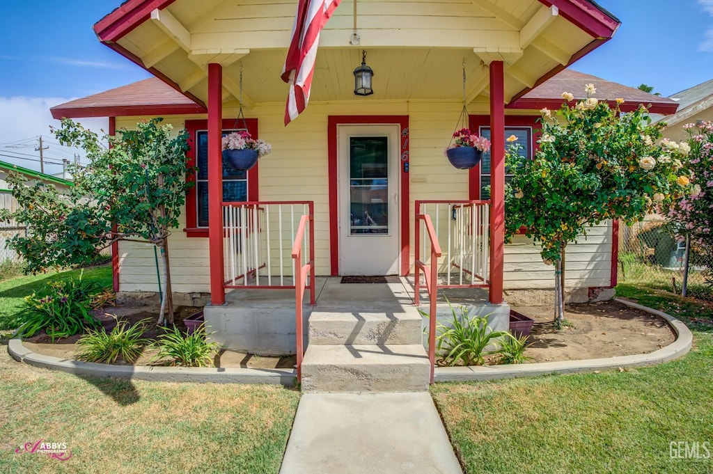 416 Decatur St, Bakersfield, CA 93308 - photo 1