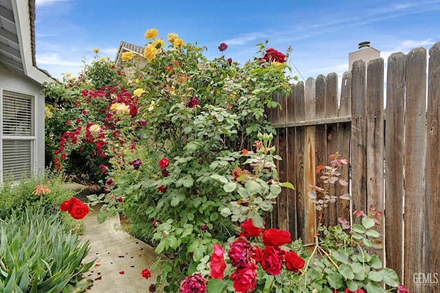 view of yard with fence