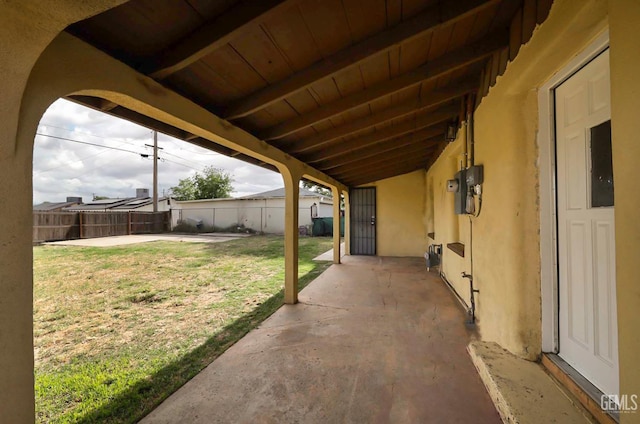 719 Washington Ave, Bakersfield, CA 93308 - view of patio / terrace