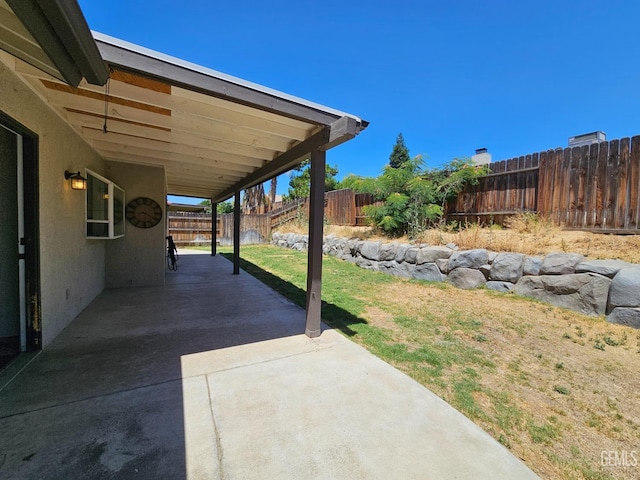 view of yard with a patio