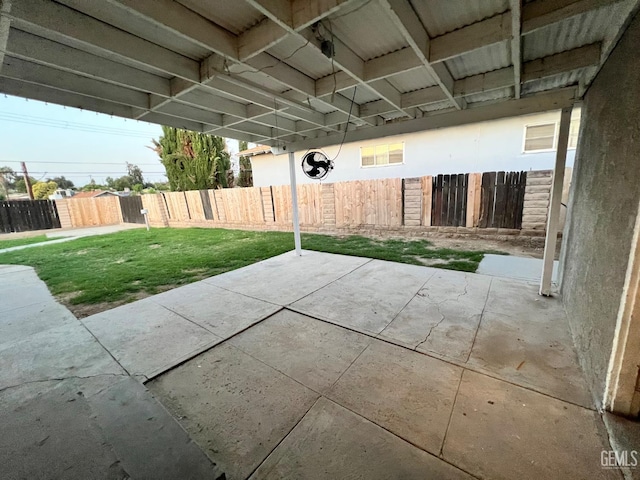 1208 W Point Dr, Bakersfield, CA 93305 - view of patio