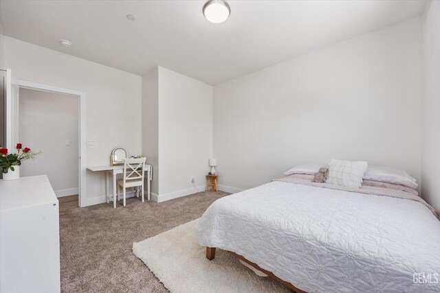 506 Rosehaven Ln, Tehachapi, CA 93561 - carpeted bedroom with baseboards