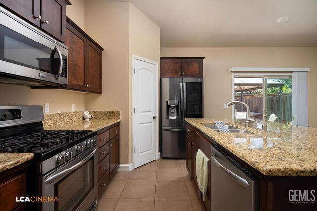 9434 Red Pine Dr, Shafter, CA 93263 - photo 8