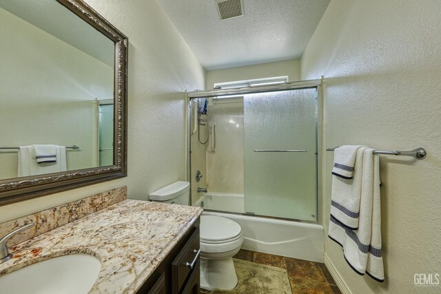 22824 Mariposa Rd, Tehachapi, CA 93561 - full bath with visible vents, a textured wall, and a textured ceiling