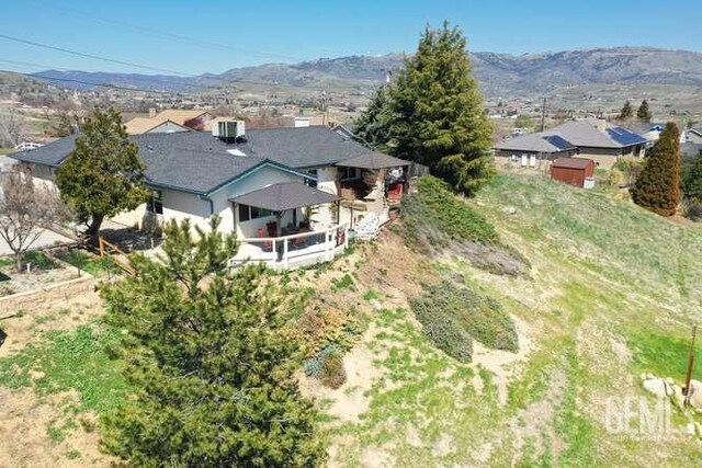 22824 Mariposa Rd, Tehachapi, CA 93561 - aerial view featuring a mountain view