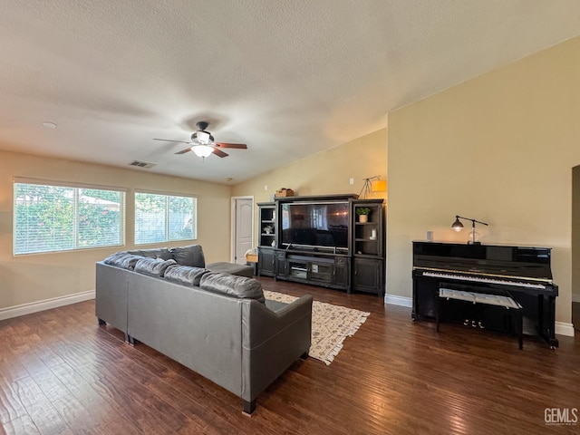 11622 Pacific Harbor Ave, Bakersfield, CA 93312 - photo 7