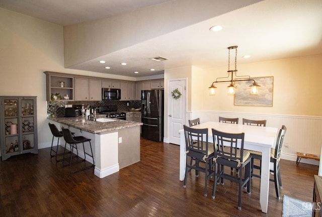11622 Pacific Harbor Ave, Bakersfield, CA 93312 - photo 9