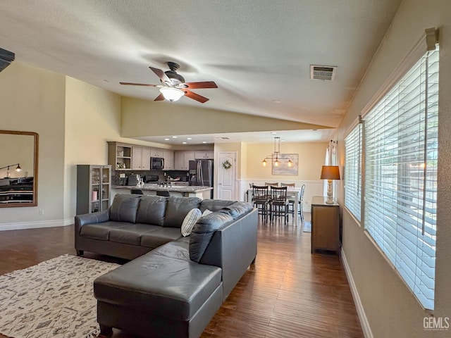 11622 Pacific Harbor Ave, Bakersfield, CA 93312 - photo 5
