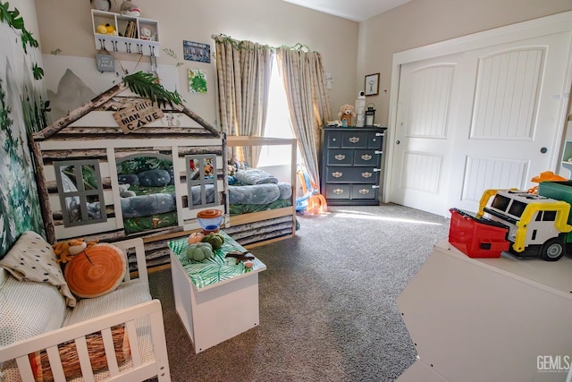 game room with carpet flooring