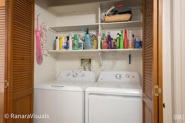 3901 Noel Pl, Bakersfield, CA 93306 - clothes washing area with independent washer and dryer