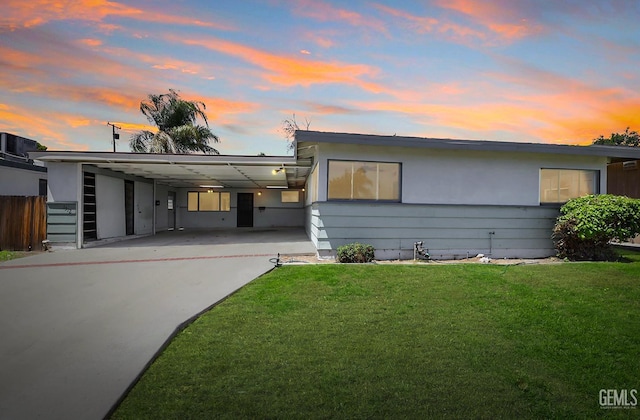 1312 Shattuck Ave, Bakersfield, CA 93305 - view of front facade with an attached carport and driveway