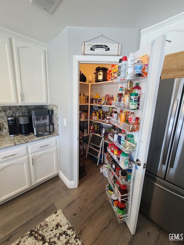 pantry featuring visible vents