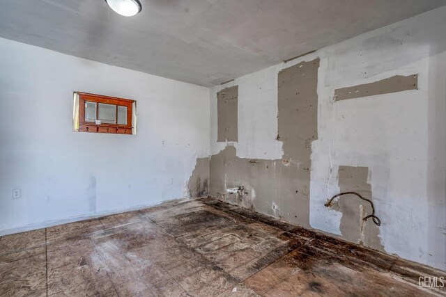 1527 E California Ave, Bakersfield, CA 93307 - photo 6
