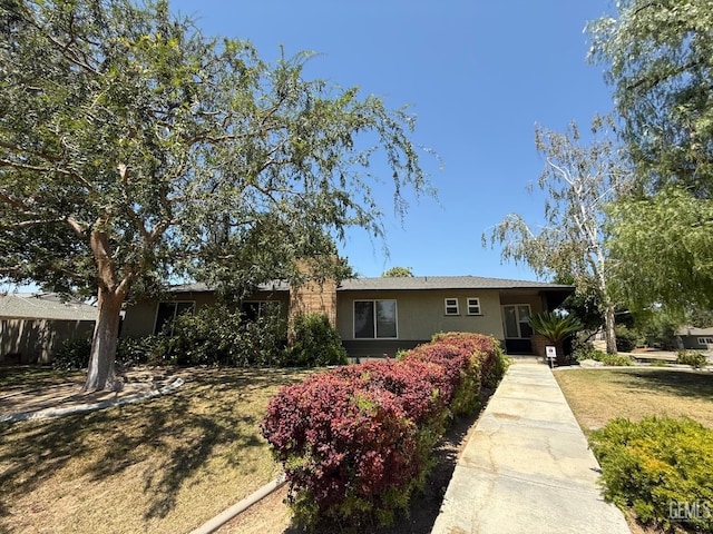 1636 Country Club Dr, Bakersfield, CA 93306 - photo 2
