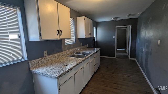 408 Powell Ln, Bakersfield, CA 93307 - photo 3