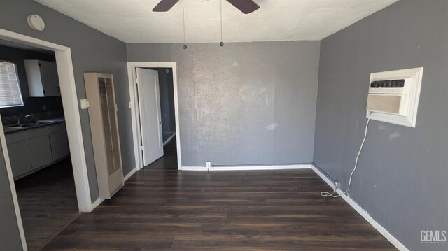 408 Powell Ln, Bakersfield, CA 93307 - photo 5