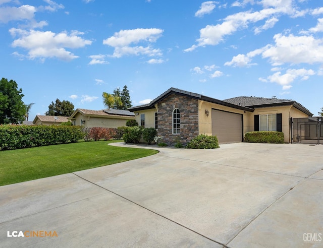 5502 White Pine Way, Bakersfield, CA 93313 - ranch-style home with roof mounted solar panels, stucco siding, driveway, a front yard, and a garage