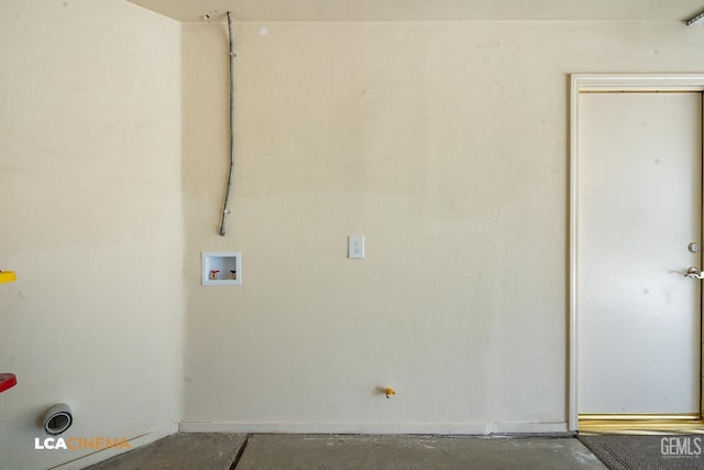5502 White Pine Way, Bakersfield, CA 93313 - laundry area with washer hookup