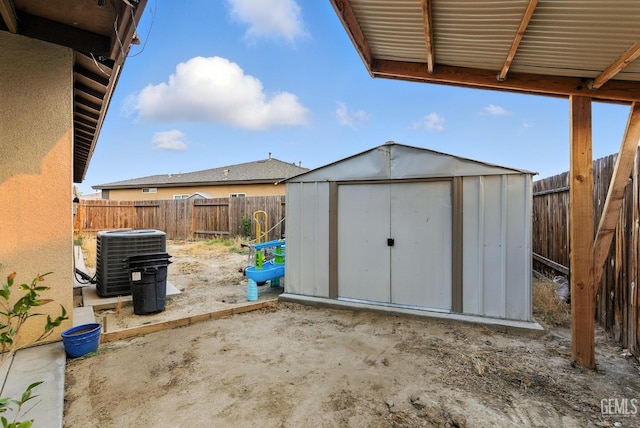 8907 Stevie Ct, Bakersfield, CA 93313 - view of shed featuring a fenced backyard