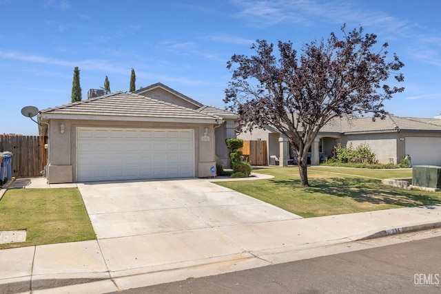 235 W Pilot Ave, Bakersfield, CA 93308 - photo 2